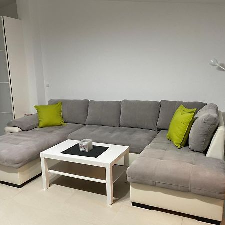 Apartament Rodzinny Ostrowiec Sw Ostrowiec Świętokrzyski Екстериор снимка