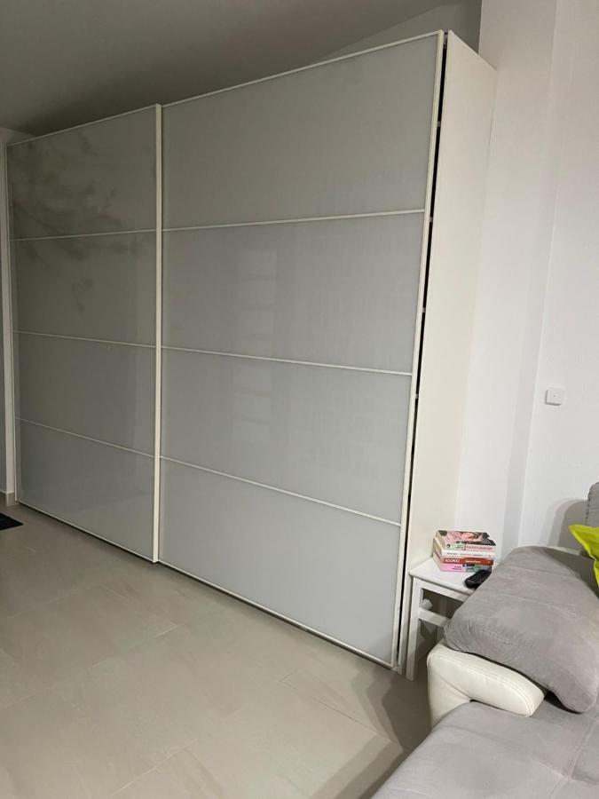 Apartament Rodzinny Ostrowiec Sw Ostrowiec Świętokrzyski Екстериор снимка