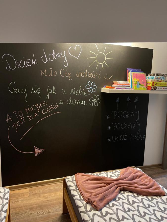 Apartament Rodzinny Ostrowiec Sw Ostrowiec Świętokrzyski Екстериор снимка