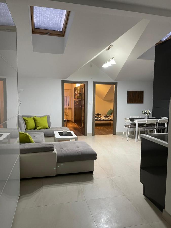 Apartament Rodzinny Ostrowiec Sw Ostrowiec Świętokrzyski Екстериор снимка