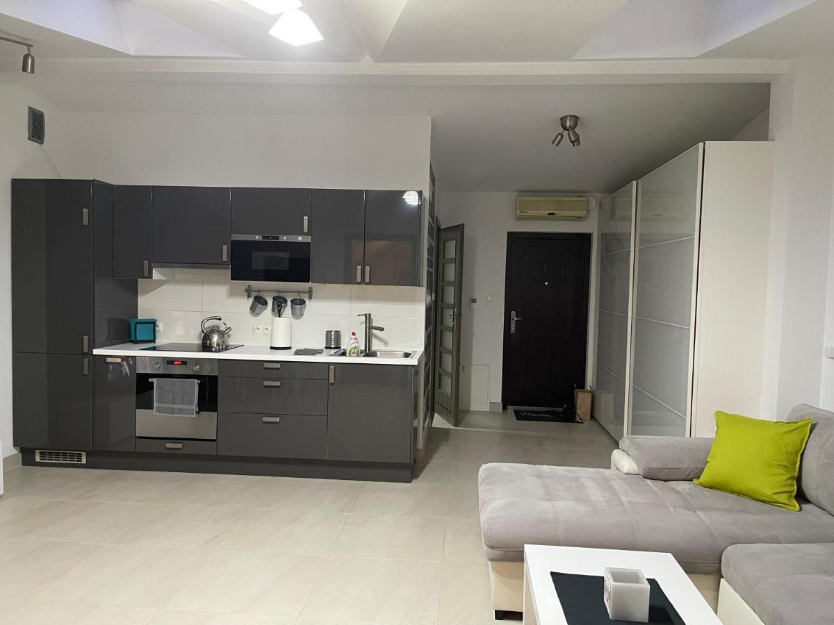 Apartament Rodzinny Ostrowiec Sw Ostrowiec Świętokrzyski Екстериор снимка